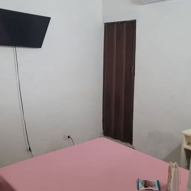 Se alquila apartamento en Centro Habana 2/4 - Img 117120832