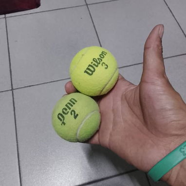 Pelotas de tenis - Img 123835840
