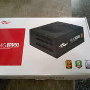 Fuente de poder full modular 1050w - Img 56125265