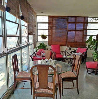 Oferta hoy !.Vendo propiedad horizontal con vista al mar en el vedado - Img 85281040