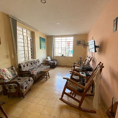 Casa en venta de 2 apartamentos - 2/10