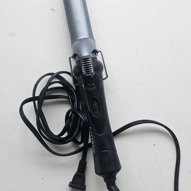 Rizador de pelo. Tenaza para rizar el pelo marca Daytron poco uso - Img 103095976