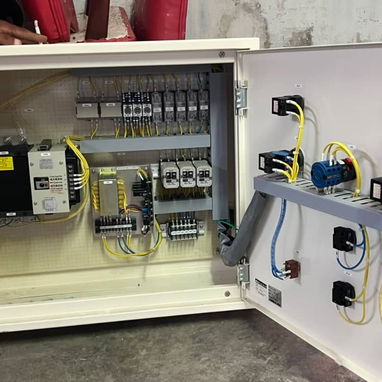 Generador Eléctrico diesel Denyo DCA-15LSX 400h de uso 15kw Viene con su transfer automático Denyo - 9/9