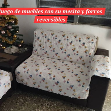 🛋️✨ JUEGO DE MUEBLES CON MESITA Y FORROS REVERSIBLES ✨🛋️ - Img 123919631