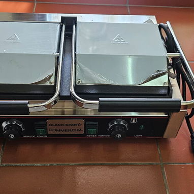 SANDWICHERA DOBLE PARA USO GASTRONÓMICO /// PROFESIONAL /// NUEVA EN SU CAJA - Img 108847962