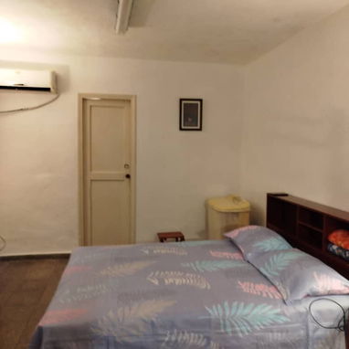 Apartamento en el Vedado, 25 USD por noche - Img 120810567