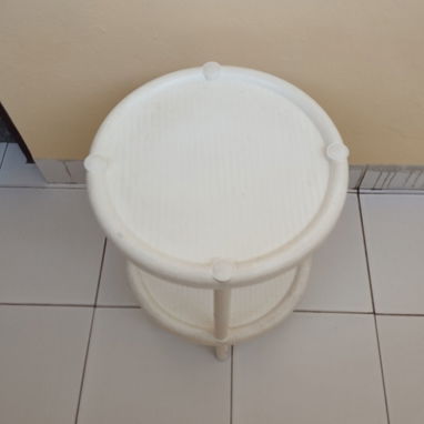Vendo esquinero y mesita plástica, de uso. Total - Img 120719945