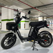 Bicimoto eléctrica Bucatti Ultra, diseñado para la movilidad urbana. Motor y Potencia: Cuenta con un motor eléctrico de - Img 55772077