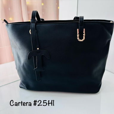 Variedad de carteras para lucir elegante calidad garantizada - Img 126077431