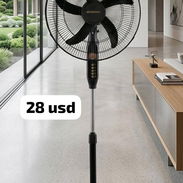 🔥Ventilador de pedestal de 18" marca isunaru nuevos en caja 📦 ( no son recargables)🔥  ✅ Precio: 28 Usd  ✅Precio: 23 U - Img 55626766