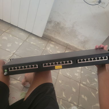 Rack Patch Panel de 12 puertos con protector contra estáticas - 2/3