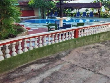 Vendo CasaBella grande independiente con piscina en Alamar - Img 66151025