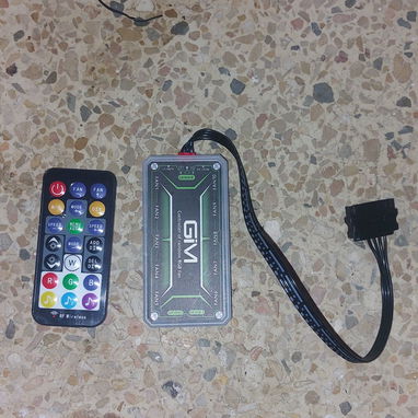 Chasis GYM GM1 tipo pecera con sus 10 fanes argb y controladora nuevo en caja-200usd - Img 117521785