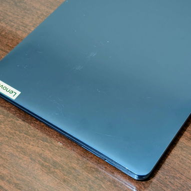 Laptop Lenovo Color  Azul Oscuro 💙⚫ - 4/4