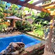 casa con piscina en el vedado + 2 suites y 2 recamaras - Img 53429957