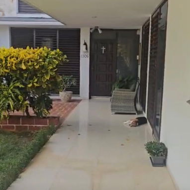 Casa independiente en Siboney Playa 948m² con todas las comodidades - Img 127298261