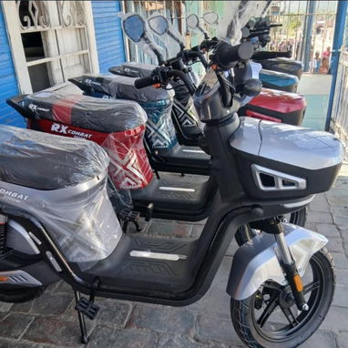 Llegaron las bicimotos - 2/2