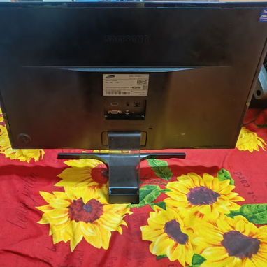 ❗Monitor Samsung 24" FHD IPS LED. HDMI y VGA con salida de audio. - 2/3