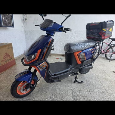 Moto bucatti 2026 con batería 72/45 rendimento 120km - 2/2