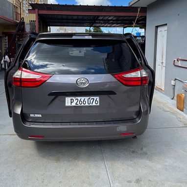 TOYOTA SIENNA 2019 - Img 113705227
