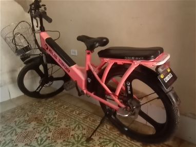 Bicicleta eléctrica BLS 3 meses de uso - Img 66079878