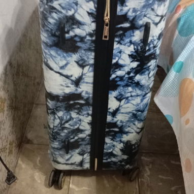 Maleta de viaje nueva grande en 50 USD - 3/4