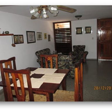 📱 Casa Independiente de 2 Plantas: Espacio y Confort Total 🏠 - Img 115930508