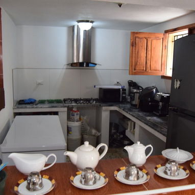 Vendo casa bajo de biplanta con piscina corre que se vende - Img 123060949