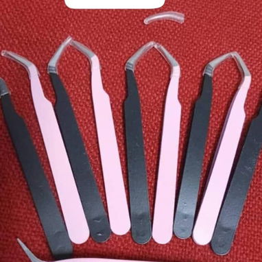 Pestañas, anillos, adhesivo y mochila - Img 123740004
