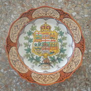 Plato Heraldico Conmemorativo: Wedgwood, Staffordshire (c. 1910) - Tel: 5358 0956 - Vedado - Img 57801721
