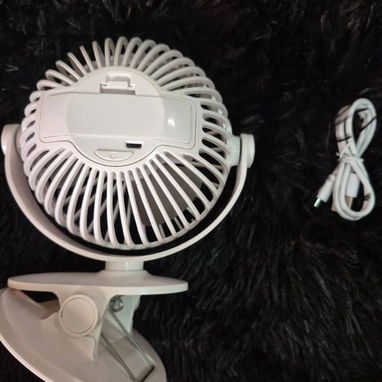 Ventiladores recargables de pinza para cuna o coche de bebé (Yus) 🤍🖤 20 USD - 4/4