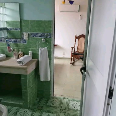 OPORTUNIDAD ÚNICA!!!! 🏡🏡🏡 Apartamento en Playa  Ave 41 y 56 - 7/10