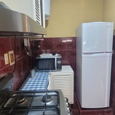Renta de apartamento 1 habitación Vedado - Img 121362888
