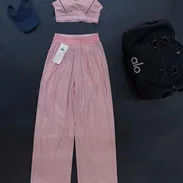 Conjunto de monos de mujer - Img 57190701