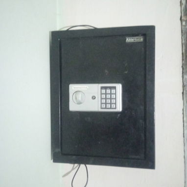 Caja fuerte - Img 122615518