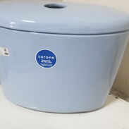 Tanque de inodoro azul con su tapa - Img 45343190