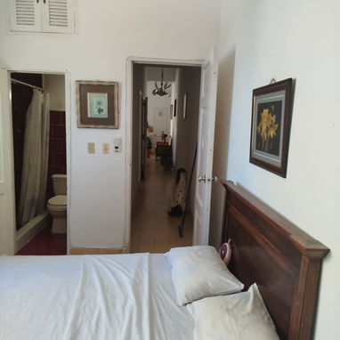 Apartamento con ubicación Premium en el Límite de Vedado !!! - Img 102726591
