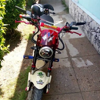 Moto como nueva - 3/3