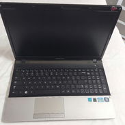 Se vende laptop Samsung funcionado con problemas en la pantalla y bateria - Img 57292251