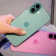 📌📓iPhone 16⚫️ 128GB 93%🔋mica, cargador 20W, forro y audífonos regalo❌Variedad de Modelos🔥Garantía 💯 - Img 52050415