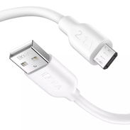 Cable USB -V8 1HORA de 2,1 A y 1 m Color	Blanco Entrada USB-V8 Actual	2.1A Longitud	1 metros Material	CLORURO DE POLIVIN - Img 56450094