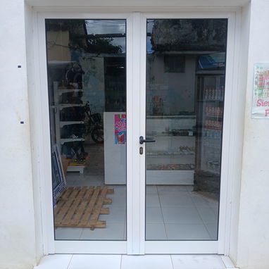 Marquetería de Aluminio y Cristal [ Puertas ,Ventanas ,Bajos de Mesetas ,Paños Fijos ,Mamparas de Baño entre otras cosas - 5/20