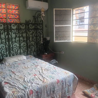 Apartamento de 2 cuartos en playa - Img 122596331