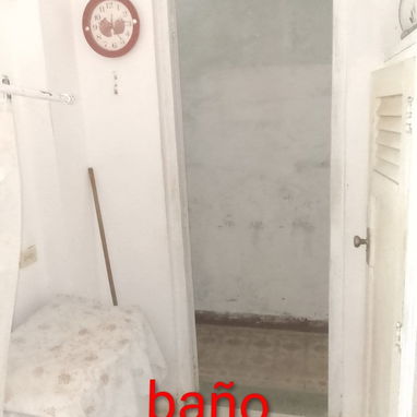 Casa independiemte grande en Almendares Playa - 8/10