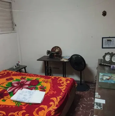 Apartamento en 3er piso, 3 habitaciones, teléfono fijo y gas d la calle - Img 97736996