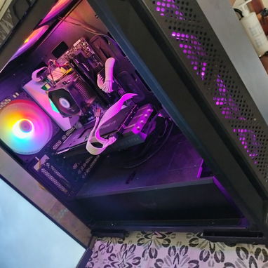 PC Gamer Profesional – Alto rendimiento, estética premium y perfecto estado - 3/7