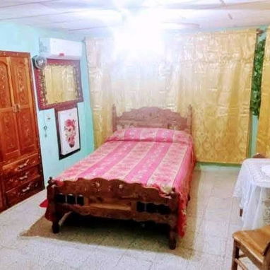 Alquiler con piscina privada en Santa Clara - Img 124583620