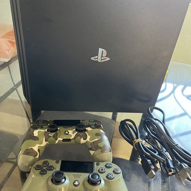 🔥 Vendo PS4 pro 1000GB PIRATEADA AUTOMÁTICA 💯 •2 🎮🎮mandos , LLENA DE JUEGOS ‼️ WhatsApp 📲# 56226847🚦‼️ - Img 126450316