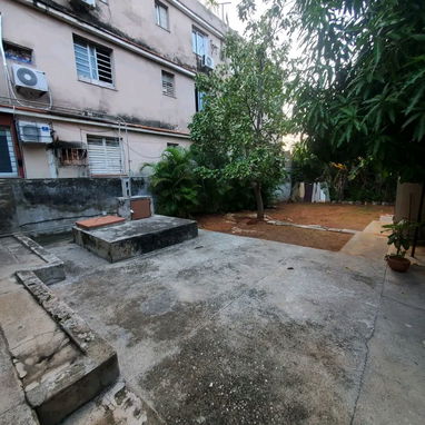 🍀 Se vende casa independiente ubicada en el Reparto Ampliación de Almendares perteneciente  al Municipio Playa 🍀 - Img 124805174