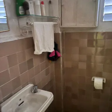 Casa en venta en La Lisa. Cerca del Hospital Frank País - Img 125158759